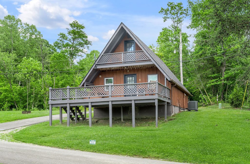 A-Frame #3 at Cave Run Lodging